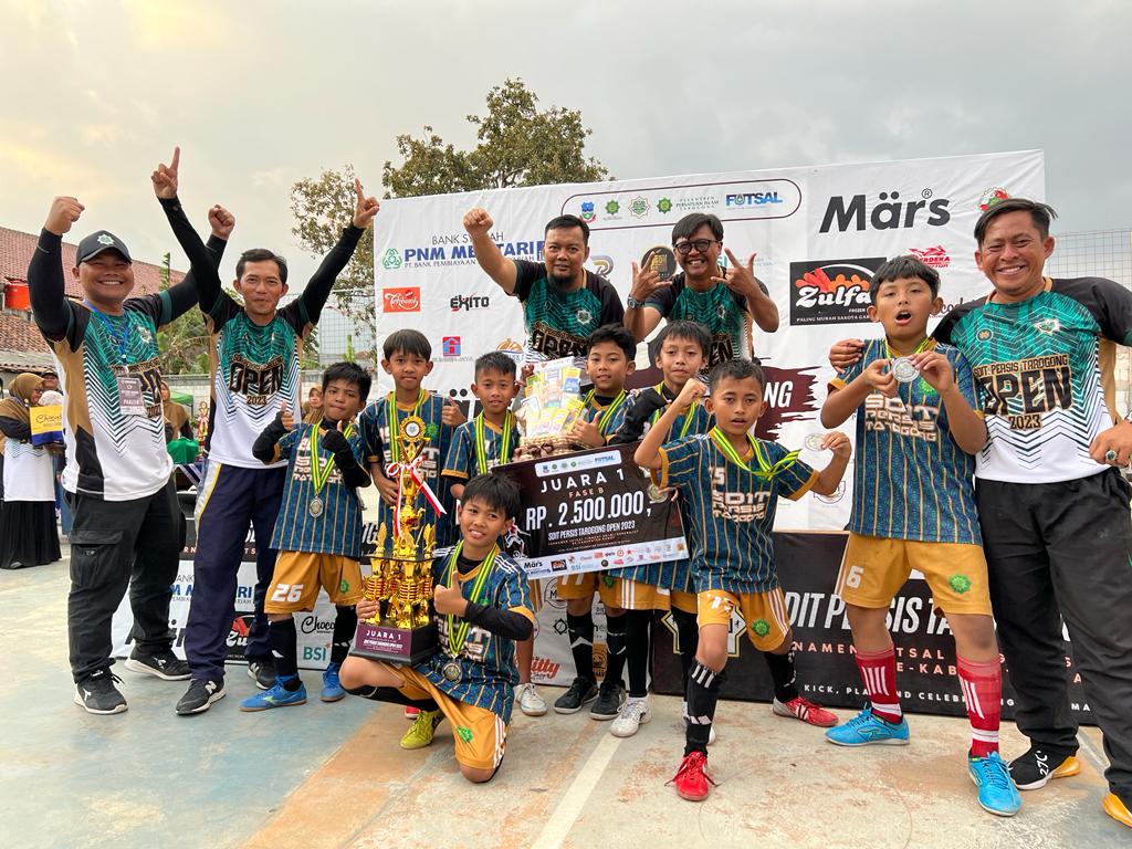Read more about the article Inilah Sekolah Juara dan Top Score Turnamen Futsal SDIT Persis Tarogong Open 2023